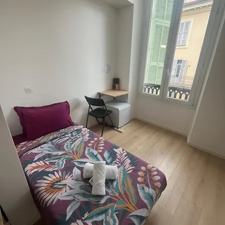 Adonis Hotel apartamentowy Nicea