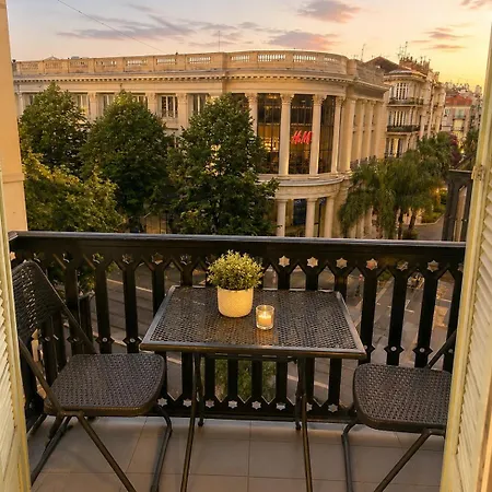 Hotel apartamentowy Adonis
