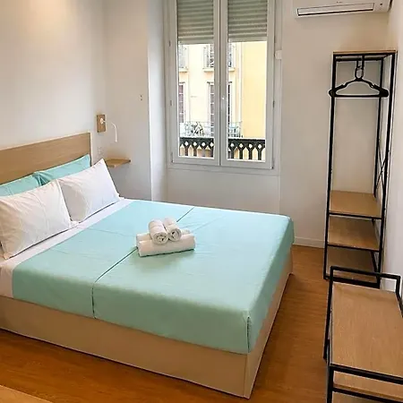Adonis Aparthotel 3*