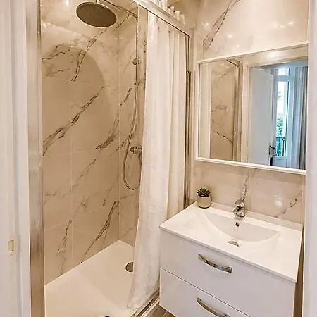 Apartahotel Résidence Adonis Niza