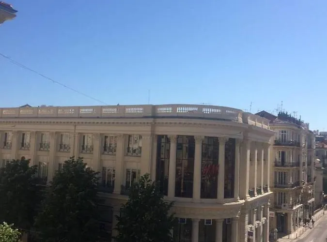 Résidence Adonis Apartahotel Niza