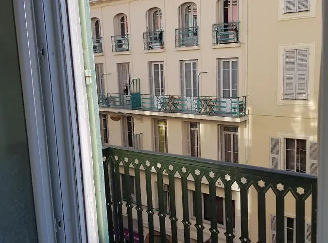 Apartahotel Résidence Adonis Niza