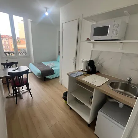 亚度尼斯公寓式酒店