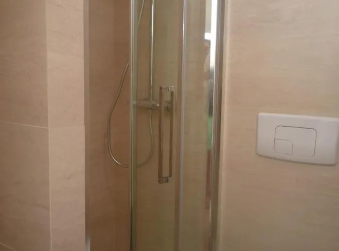 Apart-hotel Adonis 3*